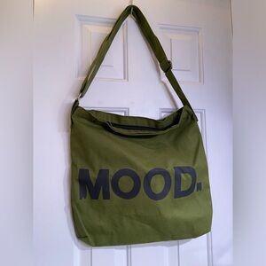 Canvas tote with zipper NWOT
